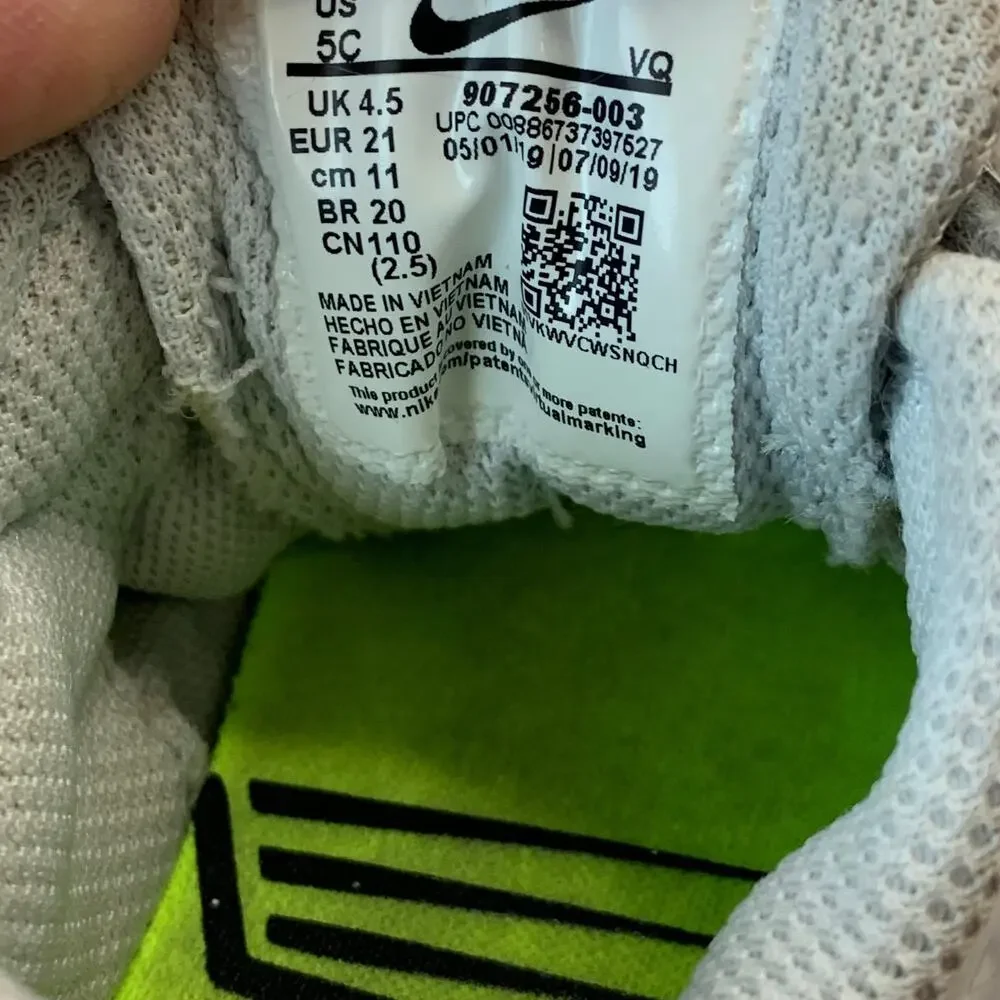 Nike Star Runner TDV Toddler Sneakers Sz 5 Childrens 907256-003 Hook Loop